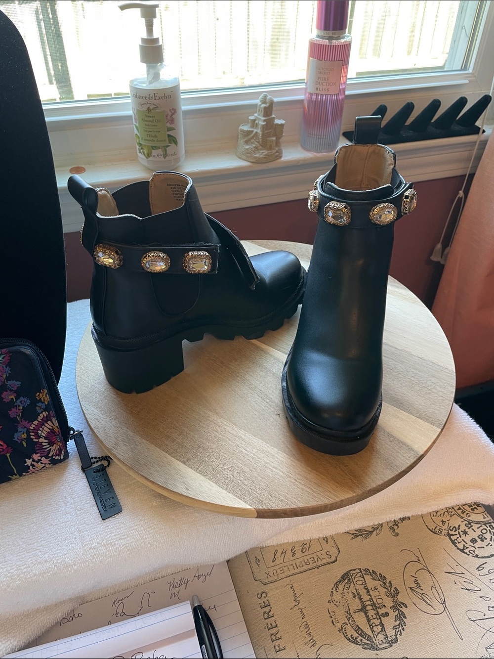 Women's Embellished Ankle Boots - Stylish Chunky Heel By Steve Madden